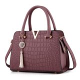 Bolsa de Ombro de Couro para Mulheres, Crocodile Handbag, V Letters Designer, Grande Capacidade, Alta Qualidade, Senhoras - Image 2