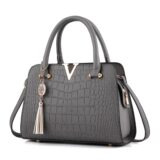 Bolsa de Ombro de Couro para Mulheres, Crocodile Handbag, V Letters Designer, Grande Capacidade, Alta Qualidade, Senhoras - Image 6